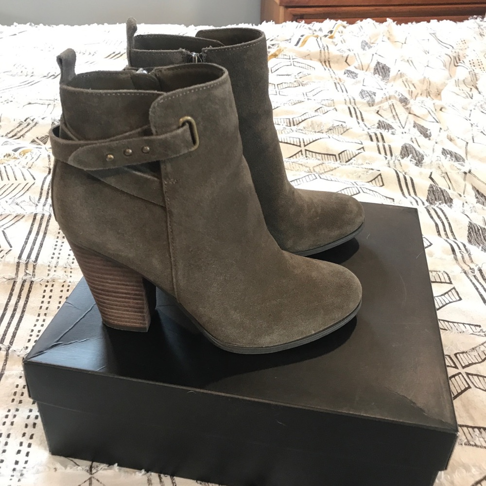 Michael Army Green Booties